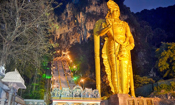 Batu Caves, 272 Steps of divine